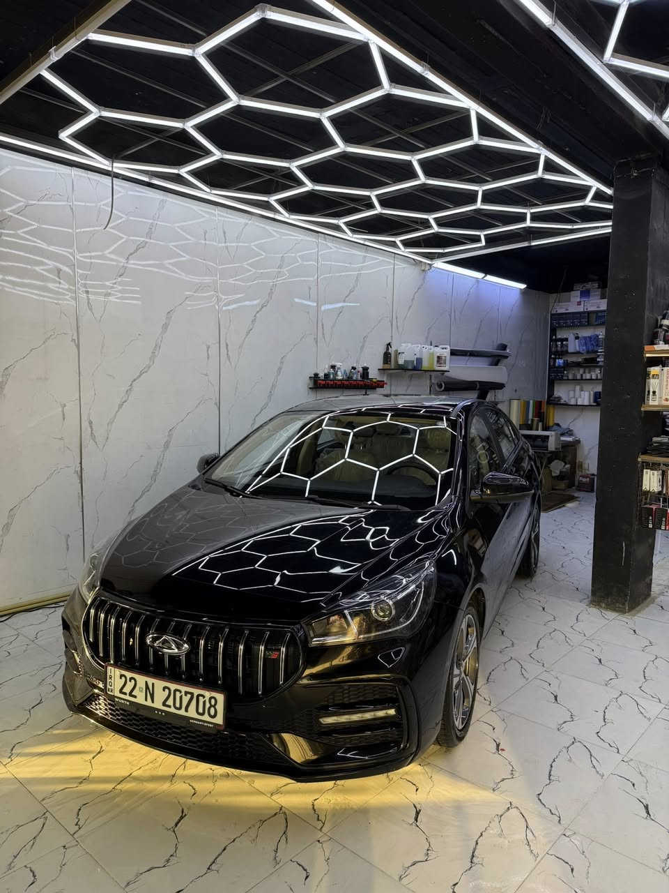 السلام عليكم  شيري اريزو 5 موديل 2025 فول واحد على واحد  ماشي 12 الف  رقم اربيل سعرها  125 ورقة   وبيها مجال رقم الهاتف ***********  السيارة موجودة بسماية
