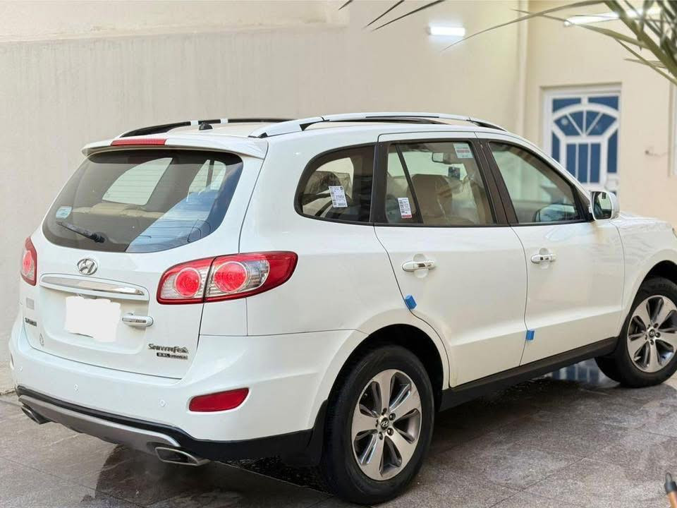 السلام عليكم عندي سنتافي للبيع موديل ٢٠١٢خليجي فول ١/١
مكفولة لا ضربه لا تبديل ولا حادث كير مكينة خير من الله صدر امامي خلفي كله جديد كهربائيات كله جاهزه بشرط مكينه وكير ما مفتوحات تخم تاير جديد قبل سبوع مشدود غرفه سياره متوشمه بكامل تبريد شغال ثلج سياره جاهزه من كلشي بدون اي نقص سياره جديده بمعنه لكلمه كلش جديده جداً جداً مال جناي وعلى يدي واستخدام شخصي)))   ماشيه ٨٣ألف حقيقي
مواصفات سياره فتحه سقف ماري شفط كشنات جلد كشن كهرباء ثلاث قطع تبريد سبعه راكب ٦ سلندر فول تحكم ستيرن داخل صاج داخل بيج وسود تبريد بيانو بصمه شاره ترحيب بكلايلت 
فووووووووول١/١
رقم بغداد الدولي جديد هزه وسنويه ورقم جدد 
سياره بسمي تحويل مباشر وين ما يعجبك 
سياره جديده وجاهزه 
وبدون اي نقص اقره التفاصيل قبل لا تتصل 
مكاني بغداد 
شراي يتصل ويدلل 
رقم الهاتف
***********
