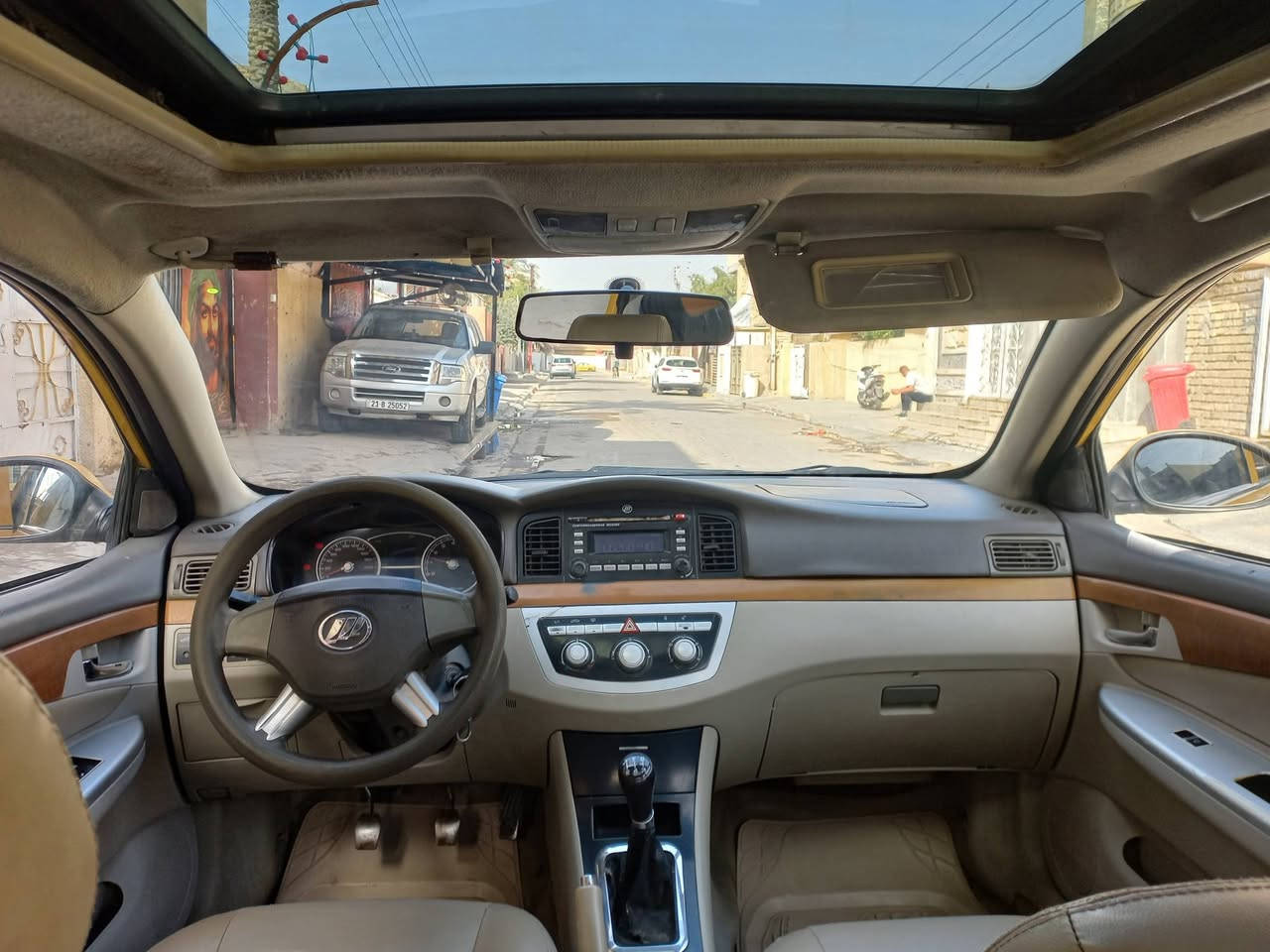 ليفان ٢٠١٣ ابلاديه من كلشي تبريد تدفه شغال تخم تاير جديد السعر ٤٥ مكاني بغداد الشعب اسويج ريمونت ***********
