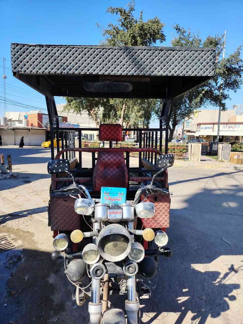 جنج للبيع حديد درجه اولى سعر 75 وبي مجال قليل  مكاني كركوك حي العروبة ***********
