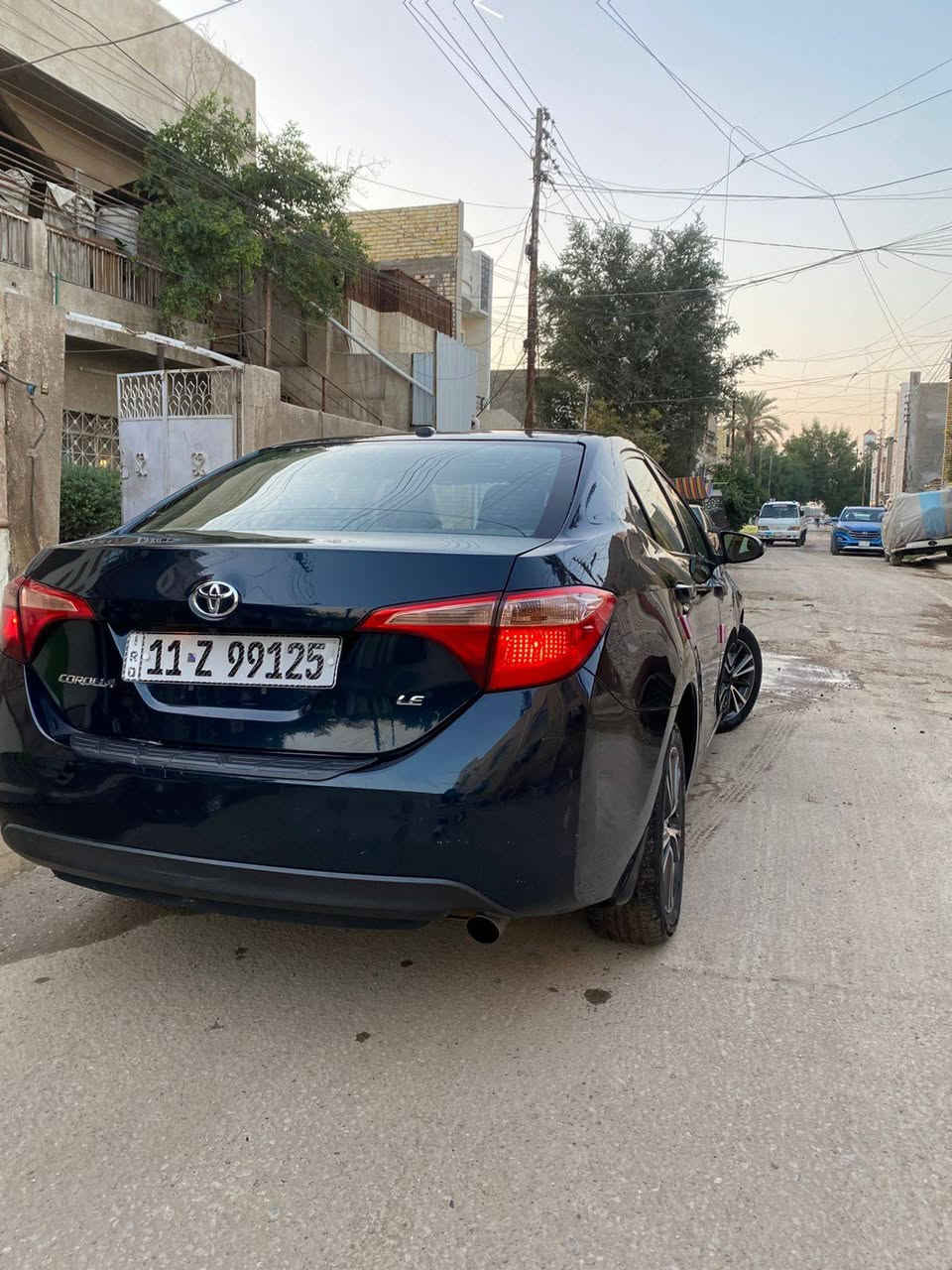 السلام عليكم
للبيع كورلا موديل 2018 محسن 

وارد امريكي 

المواصفات 

فتحة 

تحكم ستيرن 

دشبول لونين 

ويل كب حجم 16 

حادث بين الجاملغ والباب مال السايق وبالعراق جاملغ خلفي وصابغين الباب الخلفيه ويا 

ماشية 170 

السعر 125

السياره جاهزه من كل النواحي بدون اي نقص ادامة شامله 

رقم بغداد باسمي

مكانه الدورة حي الشرطة 

للاتصال *********** ابو ابراهيم
