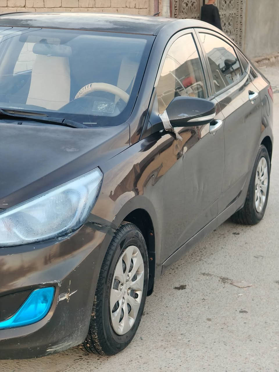 اكسنت 2016 خليجي
محرك 1400 اقتصادي 
كير محرك مكفولات .. بيها جراد بنيد وقماره وجنطه 
والجاملغ الامامي المقابيل العبري مبدل طبق الاصل
سياره بأسمي مداور ثاني يوم 
مكان السيارة الديوانية قضاء الحمزه الشرقي
سعرها 78 وبيها مجال .. متواجد ع الخاص 
رقمي ***********
