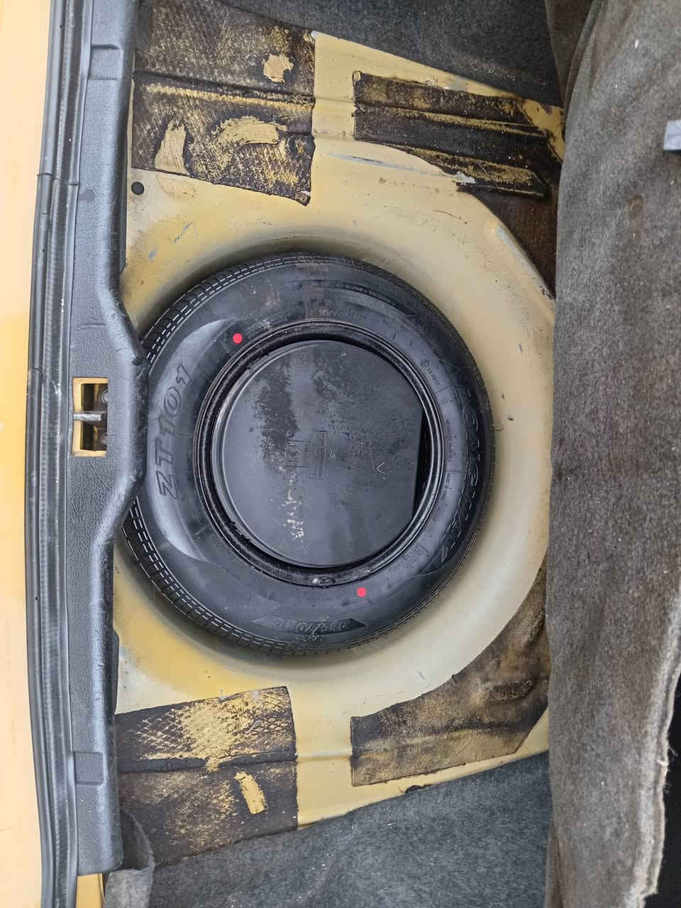 السلام عليكم
سيارة سمند
موديل 2012 كرستال
السيارة علة وضع الشركة
تخم تاير نضيف
مكينة نضيفة
حلوة
تبريد شغال ثلج
الصدر امامي خلفي نضيف 
السيارة ماشية 180 
السعر 42
بغداد الحبيبية
***********
