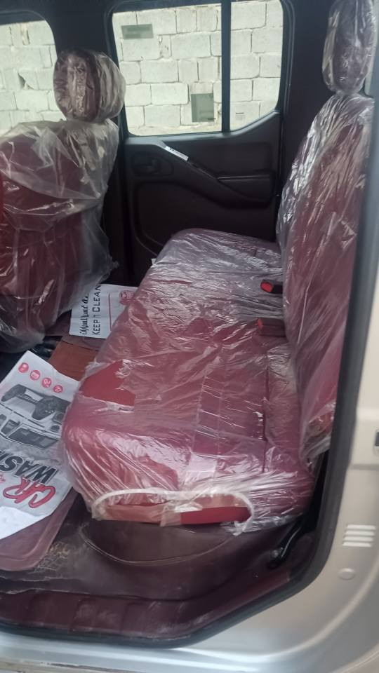 السلام عليكم  من رخصة الادمن سيارة نيفاره موديل 2009سياره مثلما موضح بل صوره السياره بيها صبغ جراد بلبنيد الجاملغ صفحة السايق بي تعديل عالبارد و الجاملغ الخلفي مضروب ومصلح السياره تخم تاير جديد كير ومكينه وحداديه خير من الله سنويا ما ساقطة رقمها شمالي مراوس لو بيع  سعر 80 مكاني كربلاء للاستفسار الاتصال على الرقم*********** كربلاء, العراق
