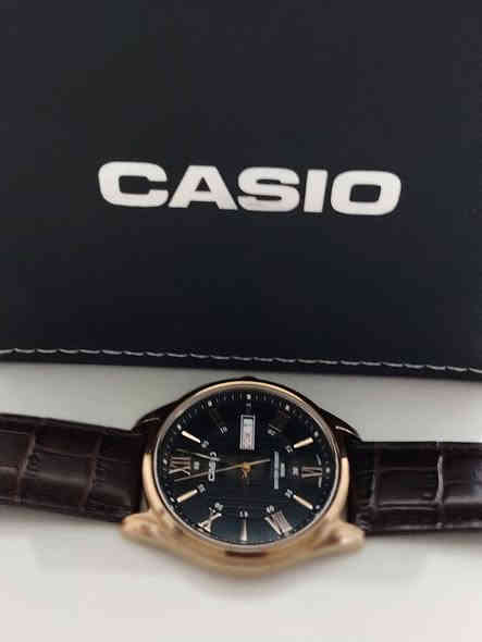 سلام عليكم شباب عدي كاسيو اصلي وكالة سعر مزاد من ٦٠ الف وفوك ***********
