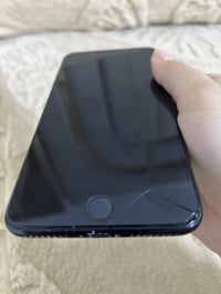 آيفون ٧ • بطارية ١٠٠% • شاشة مكسورة