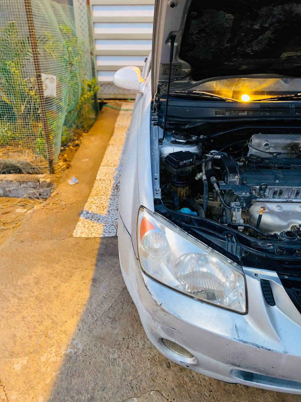 كيااسبكترا هاش باك موديل 2005 محرك2000 السعر 45 وارد كير اوتوماتيك محرك جاهزات لون سلفري تبريد تدفئة تخم تاير نظام اي بي اس مثبت سرعه فتحه سقف رقم نجف صدامي اخوان السياره بسم شركه او صاحب الشركه ميقبل يجي يحول ملكيه السياره معامله كامله هزه او ملسق وصلته البصمه اوعندي وكاله ام باركود من صاحب الشركه (ابيع كوم حديد ) انت او شطارتك او ترتيبك ويا معقب او محامي روح حول واني جاهز وياك اكفلك فقط  من كص (وبيع كوم حديد )الي يعجبه اهلا وسهلا بي والي مايعجبه ينورنه ابكلمه طيبه الله يرحم والديكم   عنوان نجف ملاحظه (السياره مو ادوات اصوليه لامطلوبه ولابيه مشكله فقط صاحب الشركه مايجي يحول )***********
 ***********
