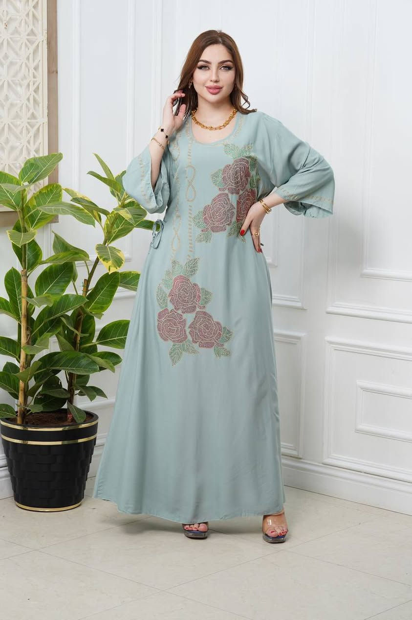 موديلات العيد وصلت وبفخامة غير شكل اقل طلب درزن
خامة راقية وثقيلة ممتازة جدآ شرط الفحص


**إذا كنت صاحب هذا الإعلان وتريد حذفه لأي سبب، رجاءا أرسل رسالة إلى الدعم الفني**