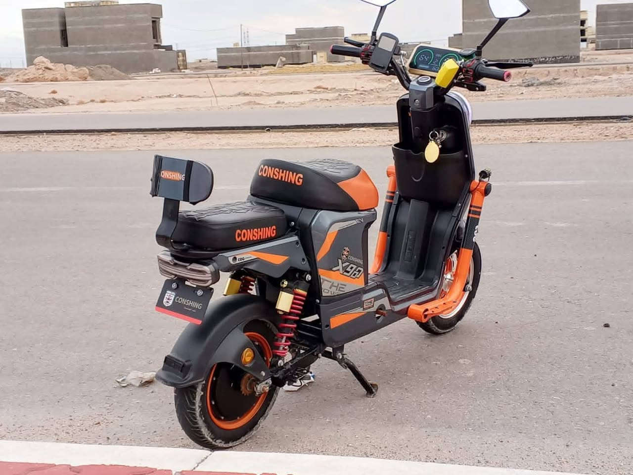 السلام عليكم
دراجة X900 اخت الجديده

موديل 2025 بطاريات 23امبير

المواصفات 

1_بصمه تشغيل عن بعد+ سويچ

2_ بصمة تشغيل باليد تحت الشاشه مثل بصمة السياره 

3_نضام امان في البريك

4_نضام امان P

5_نضام الRالرجوع للخلف 

6_بلوتوث ربط عند التشغيل 

7_ملف 2000 

8_مثبت سرعه 

9_نشرات +لايت عالي ناصي 

10_اشاير

السعر  550 وبيها مجال حق الجيه 
للاستفسار 
***********

ناصرية قضاء الفهود
