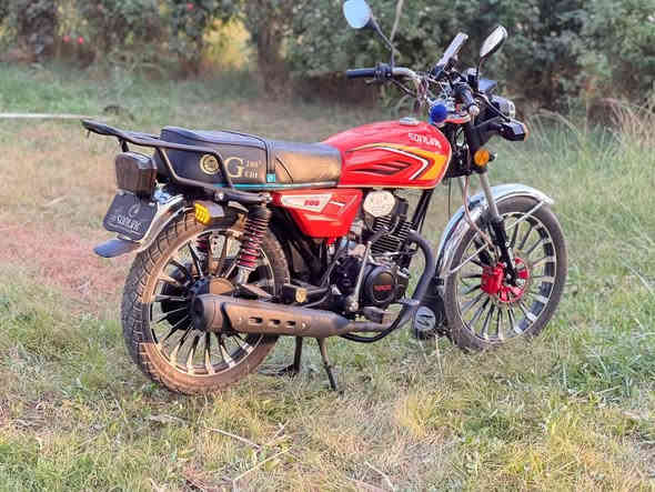 سلام عليكم دراجه ايرانيه ضاغطه وزنجيل ٢٠٢٥ للبيع مكان بسمايه مشروع الوحده سعر (٩٠٠)وبيهه مجال قليل ***********
