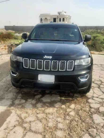 موديل ٢٠١٧
حادث جاملغ امامي يمنه ماشيه 290 رقم جديد وسنويه جديده بسمي
جاهزه صدر ومحرك وتخم تاير السياره مابيها نقص لو برغي
السعر ٢٢  الف دولار بيه مجال بسيط للشراي مكانه الرمادي شارع المعارض معرض حجي عارف العسافي رقم صاحب السياره *********** مكلف بل نشر
