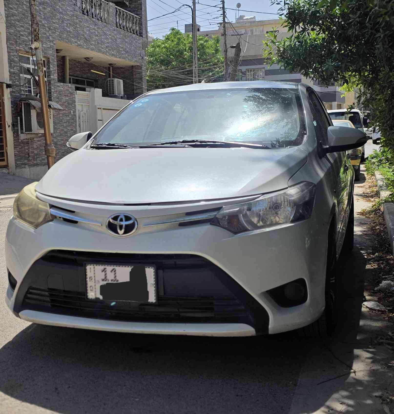 كورلا يارس 2017 خليجي
مكينه 1500 VVT

رقمها بغداد _ سنوية جديدة  _ هزة جديدة بأسمي 

بيها جاملغ مبدل شركة 

السيارة مكفولة كير ومحرك وشاصي 

السيارة ماشية 135 

110 وبيها مجال بسيط

***********

