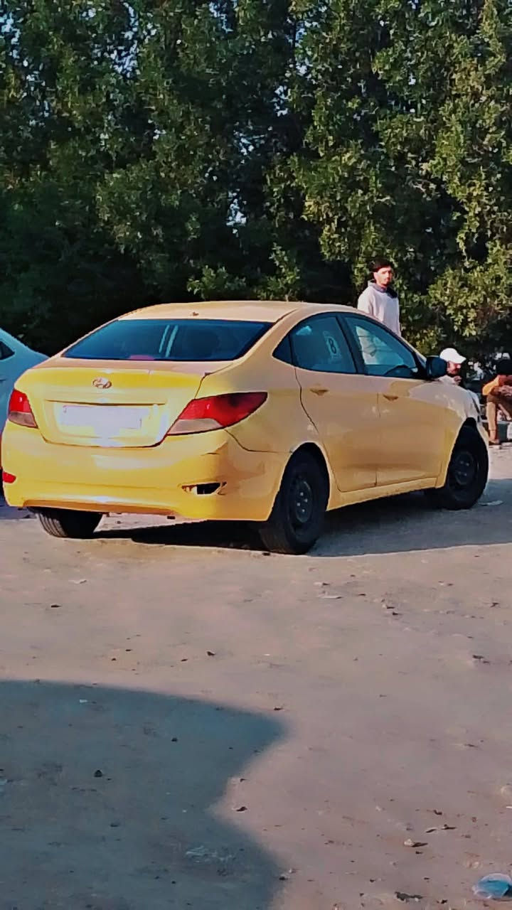 اكسنت للبيع موديل 12خليجي جاملق ايمن والصندوك بدون دواخل الباغي ابلادي مكاني بغداد اليوسفيه السعر 75وبيه مجال حك الجيه رقم ***********
