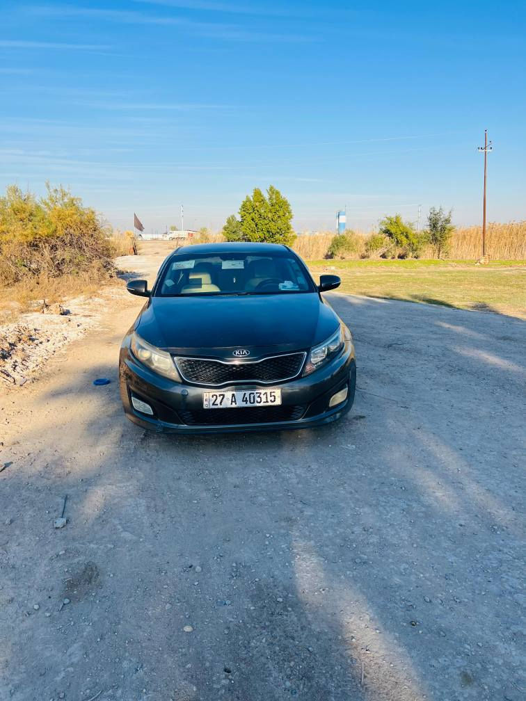 سلام عليكم 
كيا اوبتيما موديل 2014 وارد امريكي ضررها بنيد فقط وبيها باردات والسونار مرفق بالصور شوفه واقتنع بالتفاصيل يلا تخابرني 
نص فول كير محرك بحاله ممتازه حداديه جديده وتخم تاير جدد تبريد تدفئه كلشي شغال رقم ذي قار دولي تحويل مباشر 
سعرها 104
*********** بي واتساب الشطره, ذي قار
