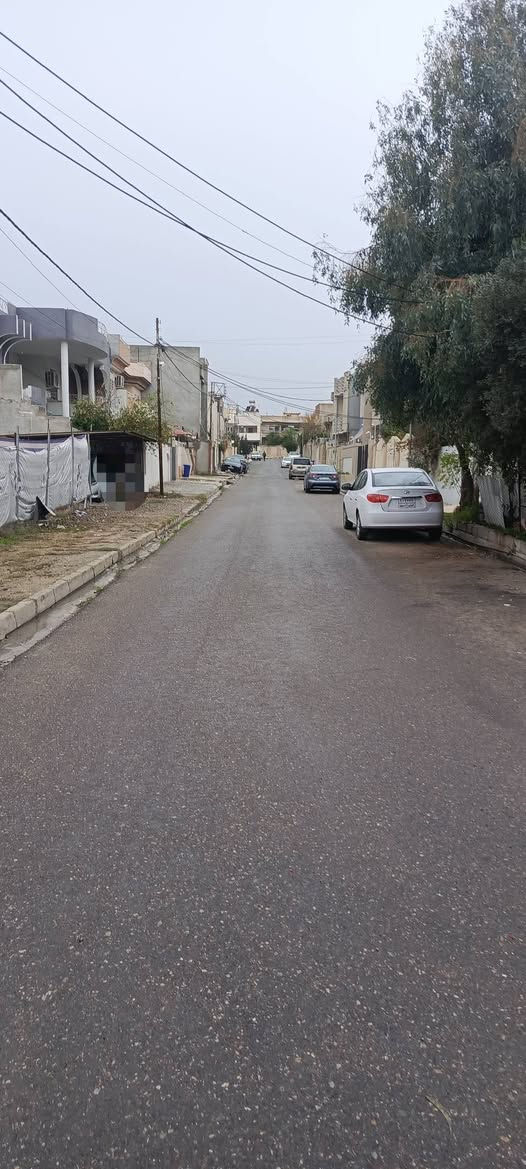 عروض مكتب اساور للعقارات 
أرض للبيع في حي المدراء العامين حي الحدباء
300 متر واجهه 15
موقع مميز جدا بين سايدين البحرين وسايدين المضخه
شارع تبليط
المكاتبه مع الشرعي
شرط التحويل
سند طابو الزهور
لمعرفه السعر اكتب تم ليصلك على الخاص
للاستفسار زياره المكتب سايدين البحرين مقابل مطعم احمد الحاج صلاح
***********
***********
