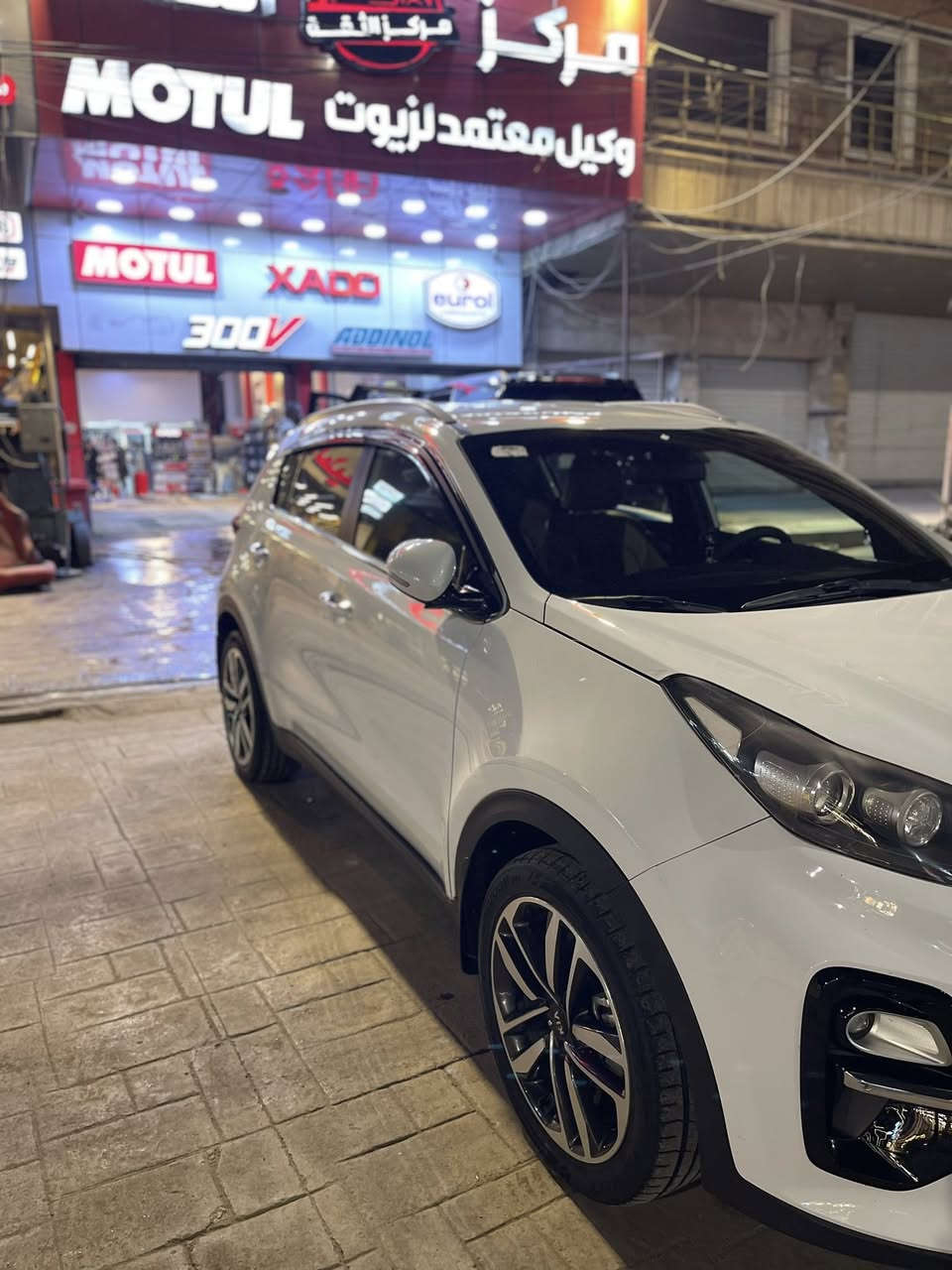 سبورتج2020خليجي مكفولة من صبغ بيها بارد قليل باب سايق ماشية99مواصفات حساسات امامي خلفي رادارات كامرة مري شفط مكان بغداد السيدية السعر197وبيها مجال الاستفسار***********
