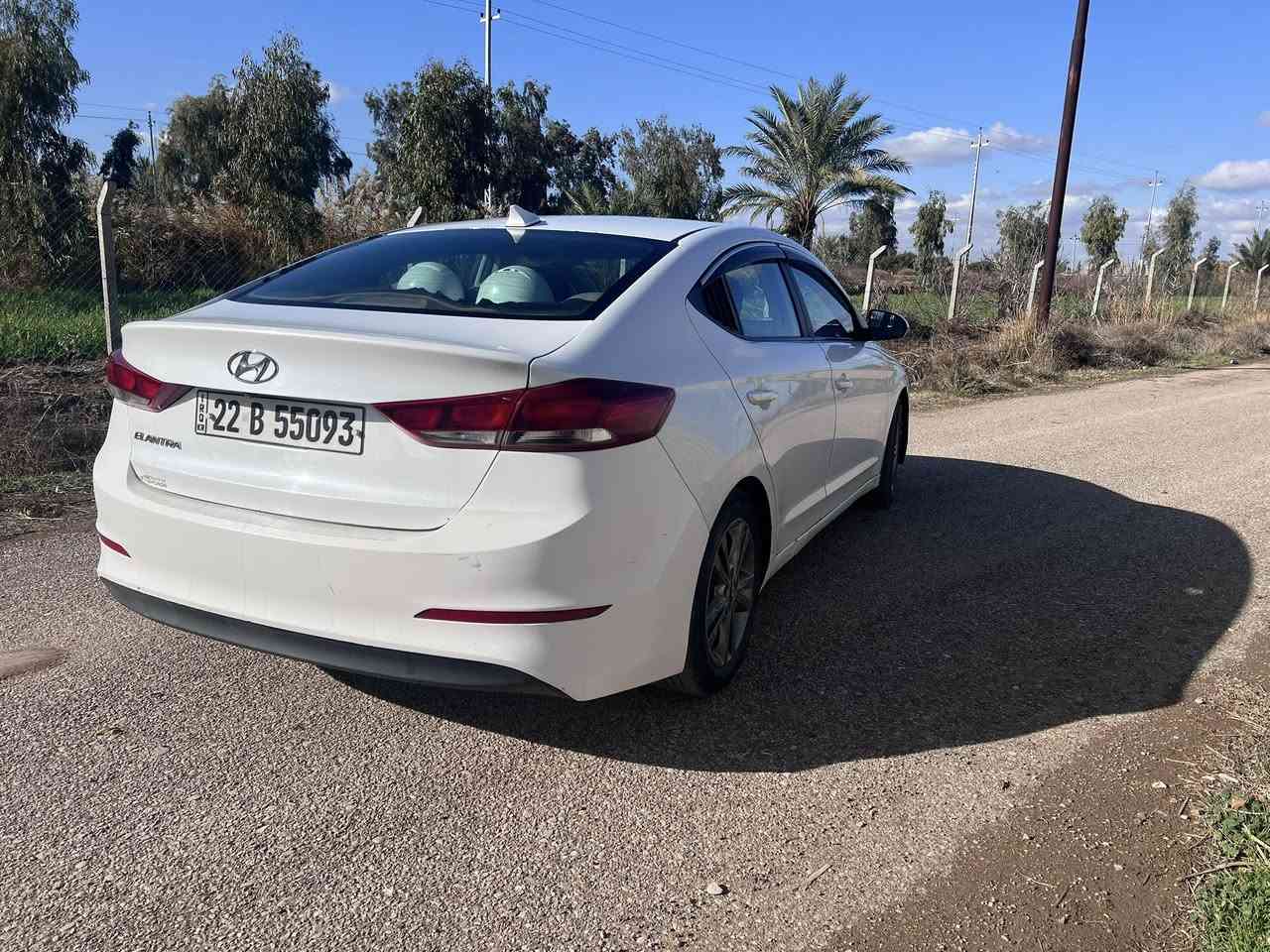 السلام عليكم 
النترا موديل 2018 أمريكي 
گير at مكينة 1800
شاشة كاميرا مانع انزلاق باقي المواصفات معروفة 
ظرر موضح بالسونار بدون دواخل 
سيارة جاهزة ونضيفة متصرف عليها اي شي
السعر 120
للتواصل ***********
