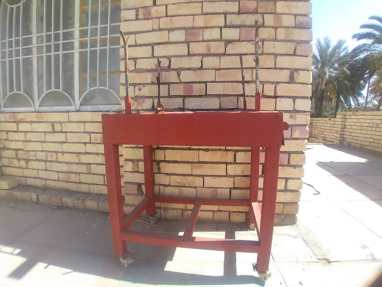 سلام عليكم للبيع منقله كامله نشتغل حسب طلبك العرض ٦٠ ،الطول ٩٠ ،العلو ١٢ ونصف بوابه كامله سيبايه جوه ٤ شياش ،٤ جروخ،السعر ٢٠٠ الف قفل رجاءا لاحد يكسر بل سعر اني على باب الله للإستفسار على الرقم وتساب موجود ***********
