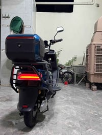 دراجه شحن للبيع الدراجه جديده ما ماشيه هواي بطاريه تمشيك عمر بيهه نضام...