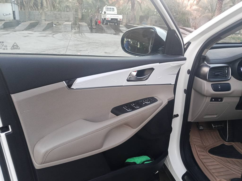 للبيع سورنتو 2020 6 سلندر فول مواصفات 
ما عده بنراما ول فورويل 
رقم بغداد تحويل ثاني يوم بسمي مكفوله كفاله عامه 
بصمه ابواب وتشغيل 
بردات خلفيه 
كشنات كهرباء 
مري شفط ويل كروم جنطة كهربائية ذكيه 
لايتات لد خلفي امامي شاشه كبيره لمس كامره خلفيه 
حساسات خلفي امامي تحكم ستيرن جهتين
نضام ترحيب شاحن لاسلكي كار بلي سيارة جديدة 
ماشيه 100 دك جرس سبير ما نازل
مكاني  278 الشراي يتصل 
رقم الهاتف *********** حلة, بابل
