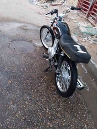دراجه للبيع صاله سبوع ثاني تبديله دهن وراق سكنر  مكينه سيجي دراجه فلين...