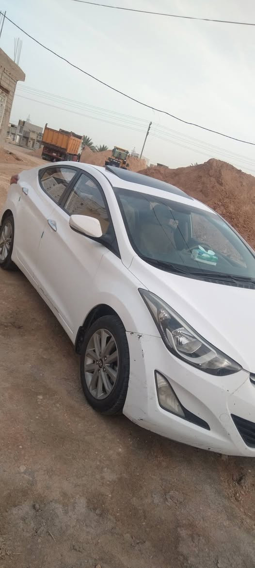 للبيع سياره الانتره موديل 15 مكفول من صبغ وضربه بيه بارد بل باب السعر 120
مكاني كربلاء ***********
