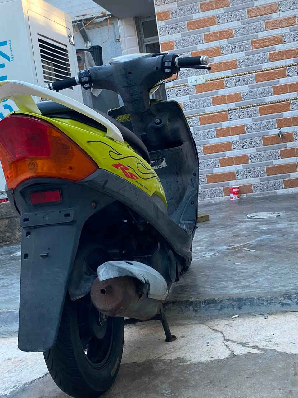 سلام عليكم ورحمة وبركاته ماكس عدله للبيع
مكفوله كفاله عامه من البجم المحرك بلادي محرك49 دراجه حلوه وناعمه نكره صلف كله شغال هندر شغال كهربائيات شغاله ملوحته حلوه والدراجه تفتر بيه الفلوجه كله إذا طلعت مفتوحه تجي تاخذه بلاش وتطلع متواجد اكثر شي واتساب ***********
