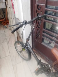 بايسكل • حجم ٢٠ • نقص تاير