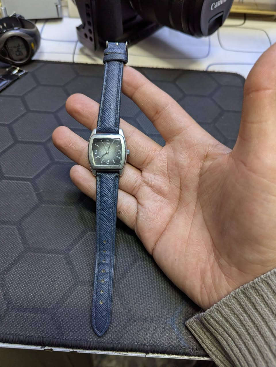 ساعة Memphis بالة ياباني اصلي 🇯🇵 مكينة ميوتا ستيزن كوارتز سعرها 30 الف على اول تم شامل التوصيل ✅
***********✅
 علماً محضور من التعليقات🚨.
