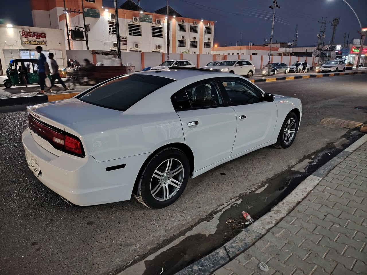 جارجر SXT 2013
فول مواصفات وارد كندي عداد 260
لون ابيض 
سلايد روف
كير طيارة
غرفة عسلي جلد
شاشة كبيرة 
كير ومحرك بحالة ممتازة
الحدادية 100%‎ هسه مجهزهه
السيارة بدون حادثها كلين مكفوله وفحص السونار هو يحكم 
رقم اربيل باسم كردي
تحويل ثاني يوم 
السيارة استخدام شخصي  ما مشتغلة خط

السعر 175 قابل للتفاوض
التواصل فقط على الرقم ***********
غير متواجد عالفيسبوك
مكان السيارة - البصره
