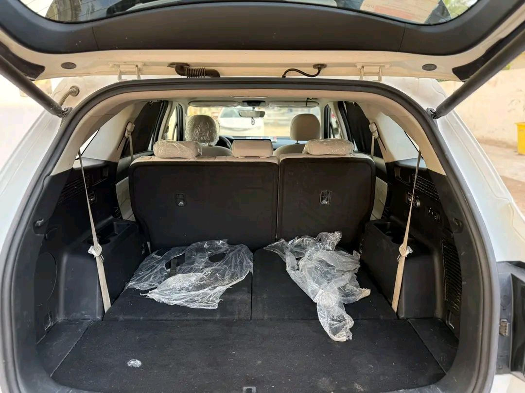 للبيع سورنتو خليجية ٢٠٢٣
السعر205ورقه وبيها مجال محرك ٦سلندر بصمه.   كشنات كهرباء جنطه كهربائيه شاشه وكامره ٧راكب مري شفط لايت عدسات 

ماشيه ٩٠)لف رقم بغداد مكاني الدوره  بنيد وباب بدون دواخل شايد بريك كهربائي شفتات كير بالاستيرن لد نهاري لاستفسار***********
