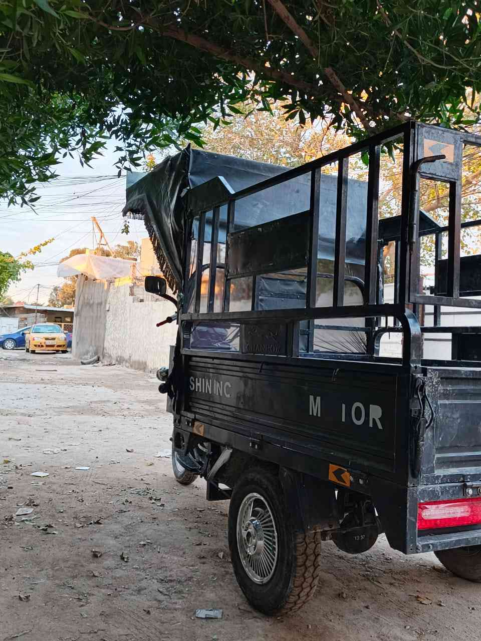 سلام عليكم ستوتة للبيع
موديل 22 مكفولة 
السعر مليونين 
***********
