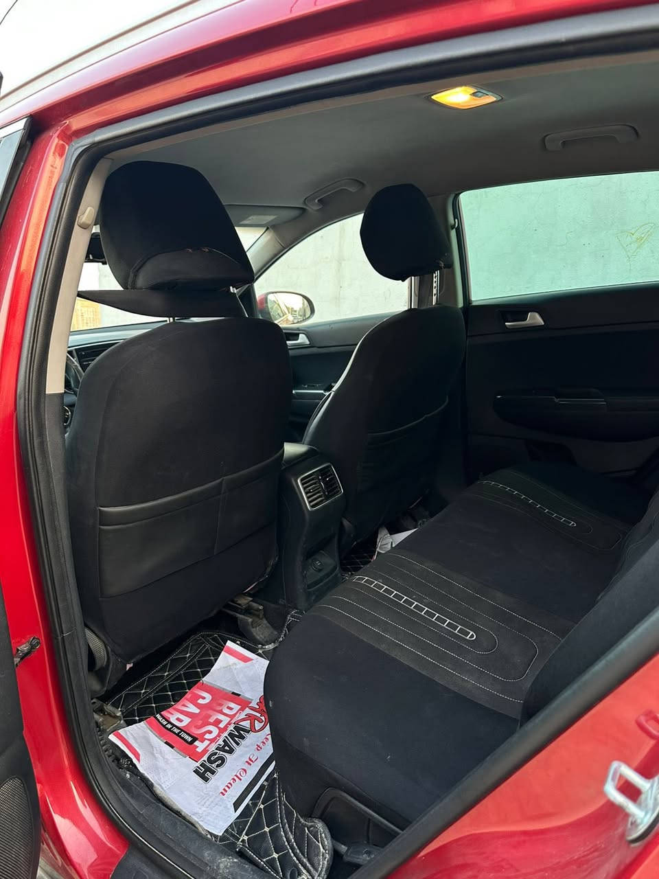 السلام عليكم 
كيا سبورتج م 2018
وارد كوري محرك 1600جي دي اي
السياره كفاله عامه عده باب الجنطه صبغ فقط
محرك كير صدر تبريد كله كفاله 
السياره ماشيه 164 الف 
مكان السياره شهداء السيديه
***********
