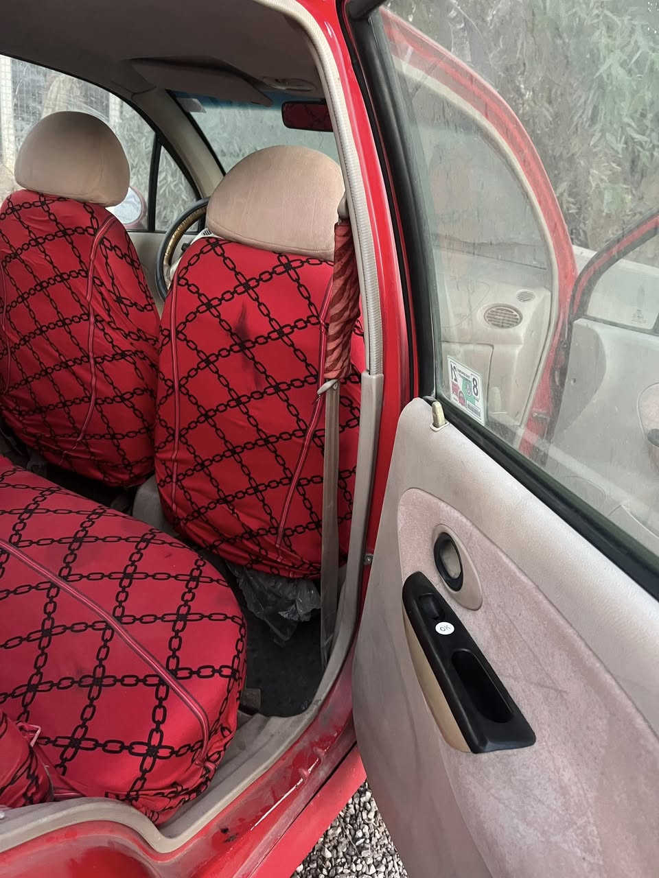 السلام عليكم مكلف بنشر توجد سيارة للبيع شيري كيوكيو موديل2015 رقم بغداد سيارة جاهزة من كل نواحي كير اوتوماتيك  اربع جام كهرباء الكير دكم محرك وكير خير من لله تخم تاير تبريد وتدفئة شاشة كبيرة الاتصال مع صاحب السيارة ***********
