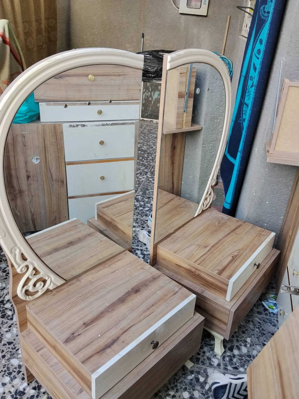 سلام عليكم غرفه للبيع تركي  السعر500 وبيها مجال لطيبين  
مكاني كربلاء  فوك من فندق البارون عامود 100
‏‪0777 966 5565‬‏ فوك من فندق البارون
