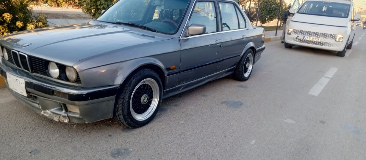 للبيع زعره محرك وكير جدد  فتحه حداديه نضيفه رقم بابل الماني
يرادله ترتيبات بسيطه بريكه ضعيفه وغرفه يرادله ترتيب 
سعر 38 وبيه مجال بيع او مراوس حسب القناعه 
مكان كربلاء الحسينيه ‏‪***********‬‏
