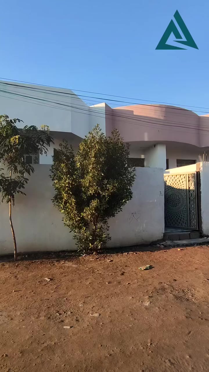 🌐 مشتمل للبيع في منطقة كورنيش الحوز ، ثاني قطعة عن الكورنيش 

🗺️ مساحة المشتمل 150 م

📄 واجهة 9 م - نزال 17 م

🛣️ يقع المشتمل على شارع 8 م

🏞️ طابو زراعي مفوض للطابو 

💰 سعر المشتمل 100 مليون قابل للتفاوض 

🗾 بناء هذا المشتمل من الحجر ، يحتوي على غرفتين نوم ، سنة البناء 2023 م

..........................

🏤 العقار هو الإبن البار
  هو أكبر فرصة للإستثمار

...........................

لمعلومات أكثر تواصلوا معنا بالإتصال أو مراسلتنا عالواتساب عبر الأرقام التالية :👇🏻

9647800005159+ 📞
9647700005159+ 📞

الأستاذ عمر الصافي

.............................

ولمزيد من العروض المميزة زوروا صفحاتنا على وسائل التواصل الإجتماعي :

https://linktr.ee/Abo_aljood

..............................

#ويه_أبو_الجود_كلشي_موجود


**إذا كنت صاحب هذا الإعلان وتريد حذفه لأي سبب، رجاءا أرسل رسالة إلى الدعم الفني**