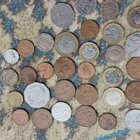 عملات بريطانية • فيسبوك • للبيع