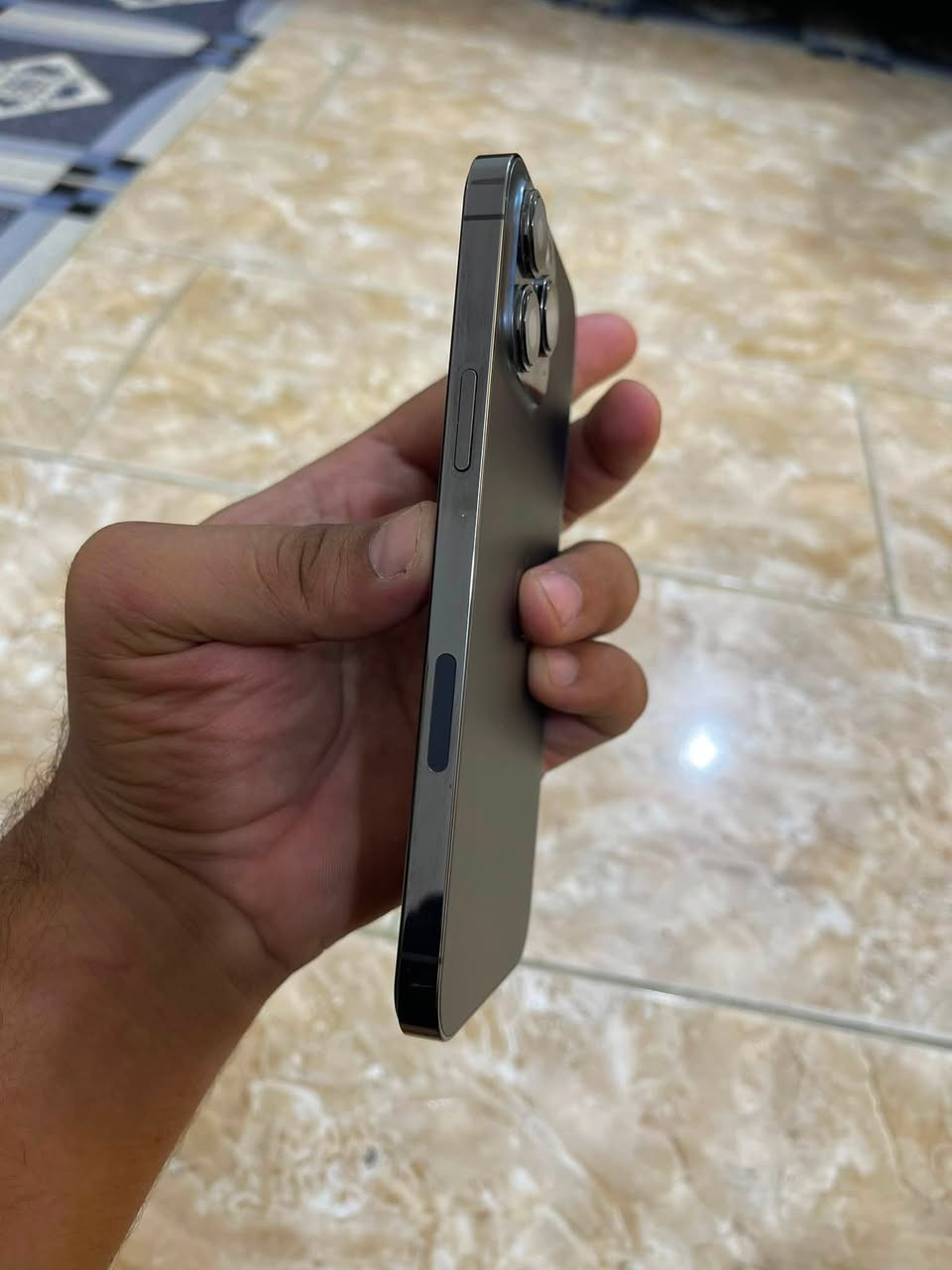 سلام عليكم
للبيع ايفون 13 برو ماكس نظيف كلش بلادي ممفتوح بطارية 85 بلاديه بي بس لكلاسه مال شاشة مفطوره مماثره ع جهاز نهائياً ولجهاز كلش نظيف السعر 600 عنواني الدوره 
رقمي ***********
