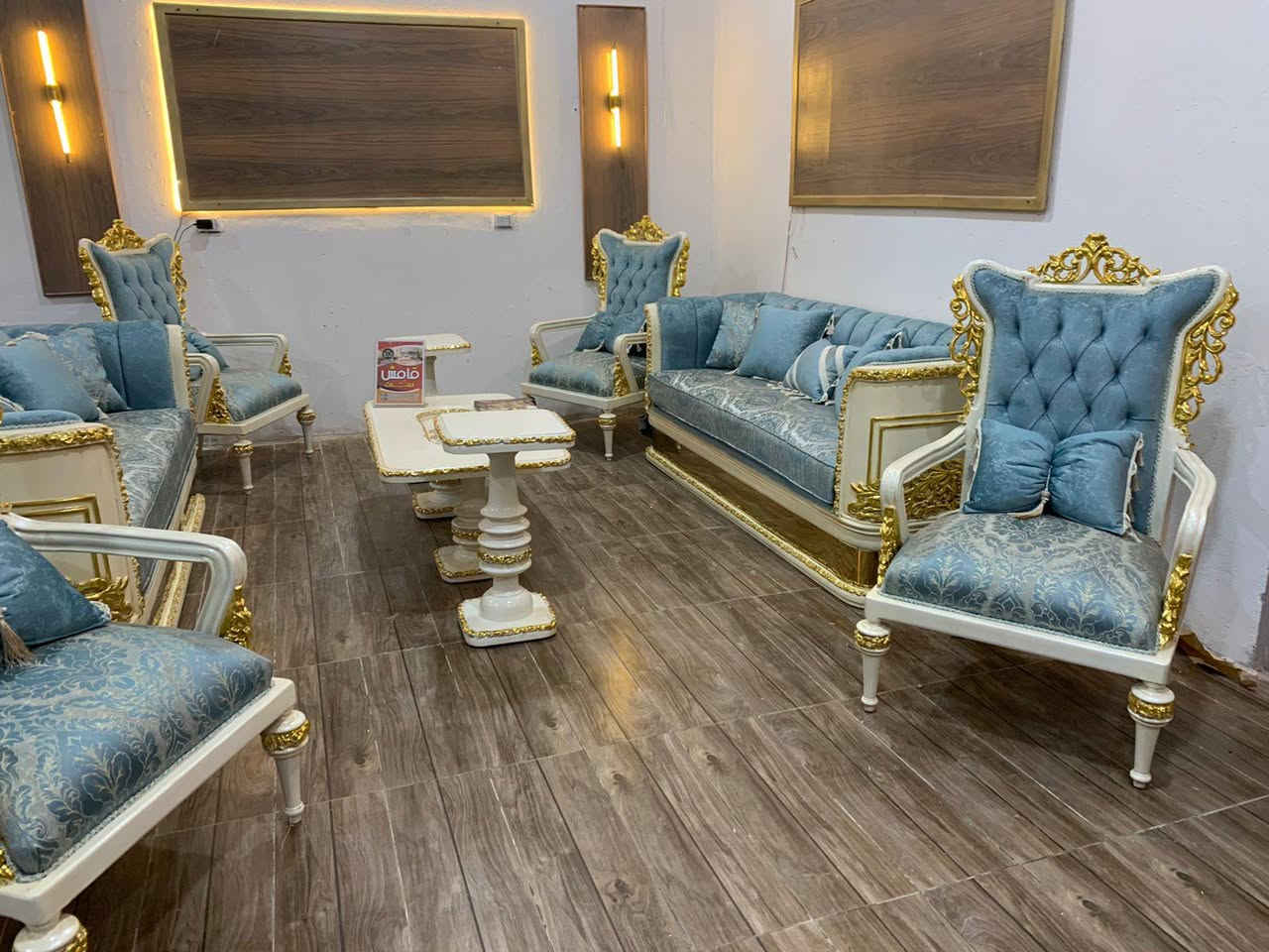 متوفر اتخم موديل ايطالي جديد غير مستخدم 10مقعد خشب زان مع سيت طبالي راقي جدا


**إذا كنت صاحب هذا الإعلان وتريد حذفه لأي سبب، رجاءا أرسل رسالة إلى الدعم الفني**