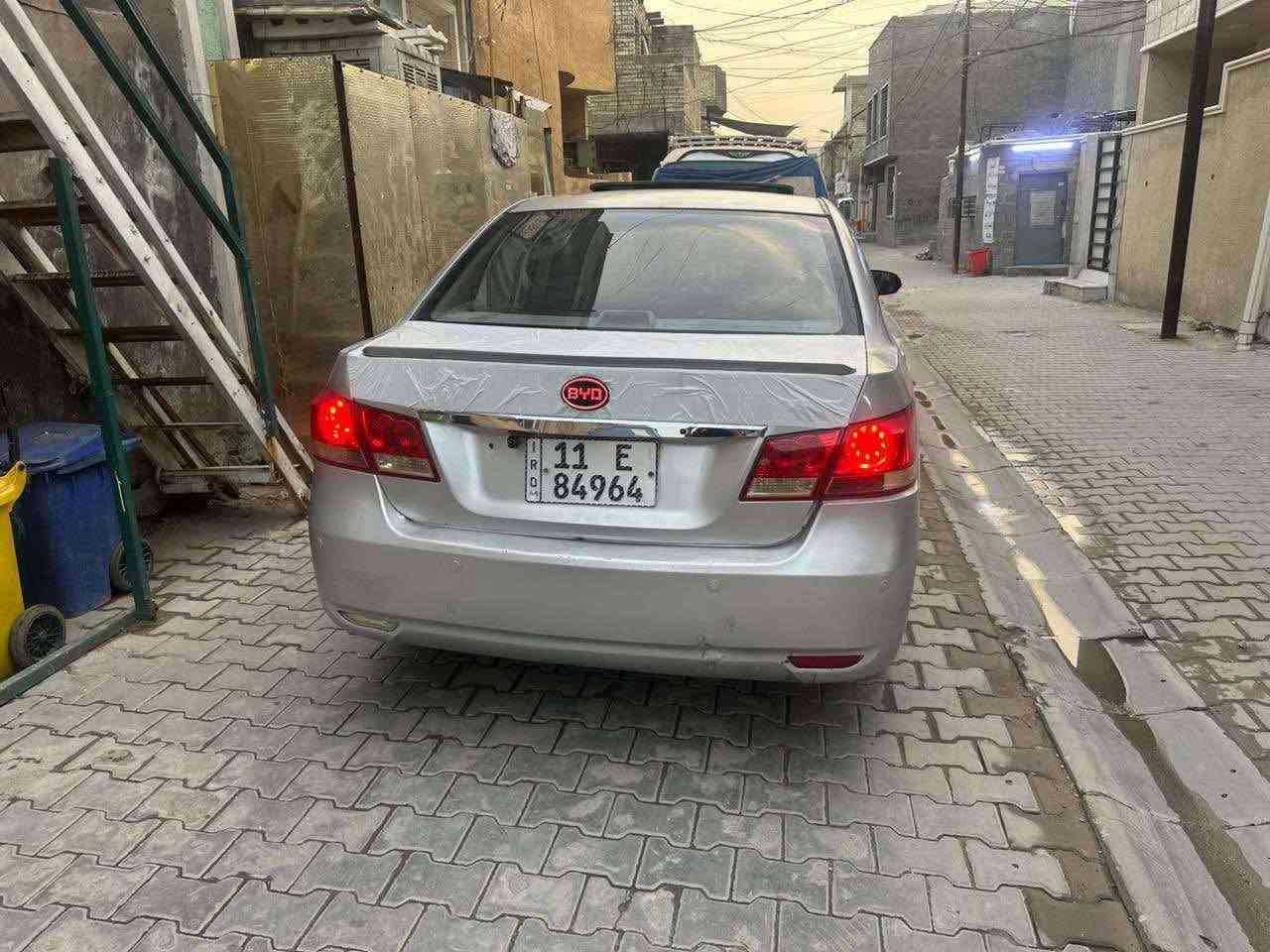 السلام عليكم
للبيع أو المراوس 
بي واي دي G3 كير ومكينه ياباني ١٨٠٠ مكفول تدفئة تبريد رقم بغداد بإسمي
بدون صبغ فقط جراد شويه 
السياره فول مواصفات كراسي جلد فتحة سقف بصمة السياره 
العنوان بغداد المحمودية او اللطيفية 
سعرها ٤٧ وبيها مجال 
رقم الهاتف 
*********** بي واتساب
