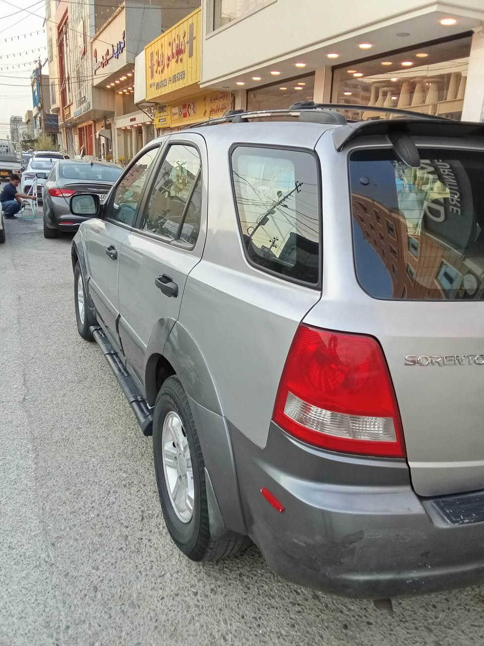 كيا سورنتو 2004 
سياره اربع سلندر كير عادي 
كير ومحرك وتبريد وتحويل بشرط 
بيها فقط قبق صندوك صبغ الباقي بشرط قطعه مابي 
واتساب : ***********
السعر 65 وبيها مجال أربيل, العراق
