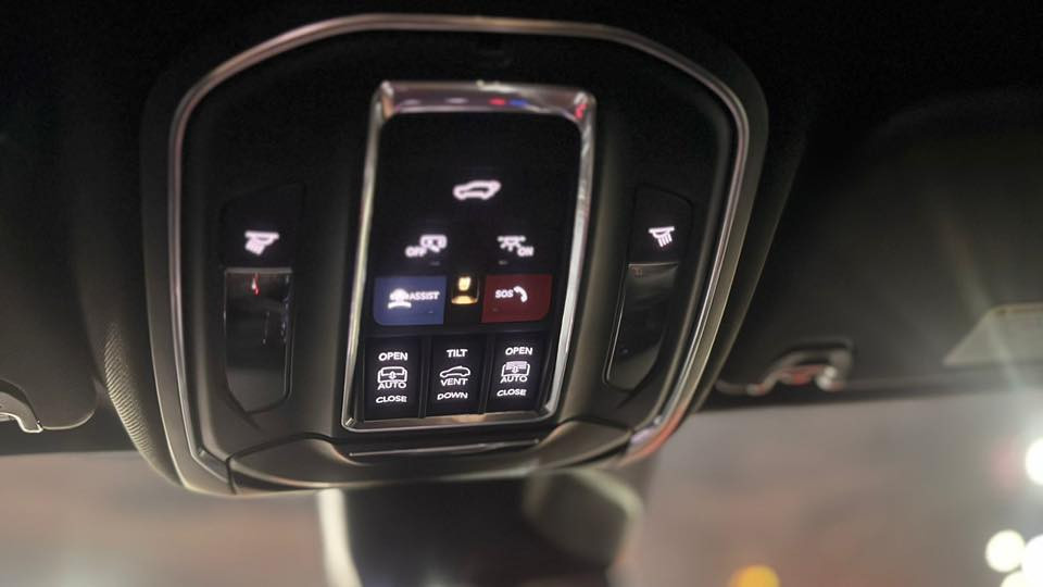 JEEP WAGONEER, SERIES III 
 
بيع مستعجل!
جيب  واجونير 2024 
تظليل سنوية 
رقم اربيل ب اسمي ثاني يوم احولك .

 
سعرها 41،500$ 
مكان السياره بغداد 

ماشية 34،000 كيلو

 فول مواصفات للاخير اعلى مواصفات بيها داخل اسود كشنات Vip منفصل محرك 5.7 ثمانية سلندر تنفس طبيعي  

موديل : 2024

مواصفات 

*بصمة 

*بانوراما على طول السقف  يعني فتحتين سقف 

*كشنات جلد منفصل 

*كشنات كهربائية 

*كشنات تدفئ وتبريد 

*تدفئ بالستيرن  

*رادر امامي 

*رادار جانبي 

*شاشة حجم كبير 

انظمة مساعد السايق

*دفع رباعي 

*دوسات كهرب 

*نظام الركن الالي 

*تشغيل عن بعد 

*خزن كشنات ثلاث وضعيات

*سستم صوت من الشركة الامريكية الفاخرة McIntos

مواصفاتها ماتخلص 

السيارة كلين بدون حادث   انطخت هنا بل عراق صبغ نص جاملغ جهة الصدر بدون ارباك طخة خفيفة كلش
 
للاستفسار:
***********
