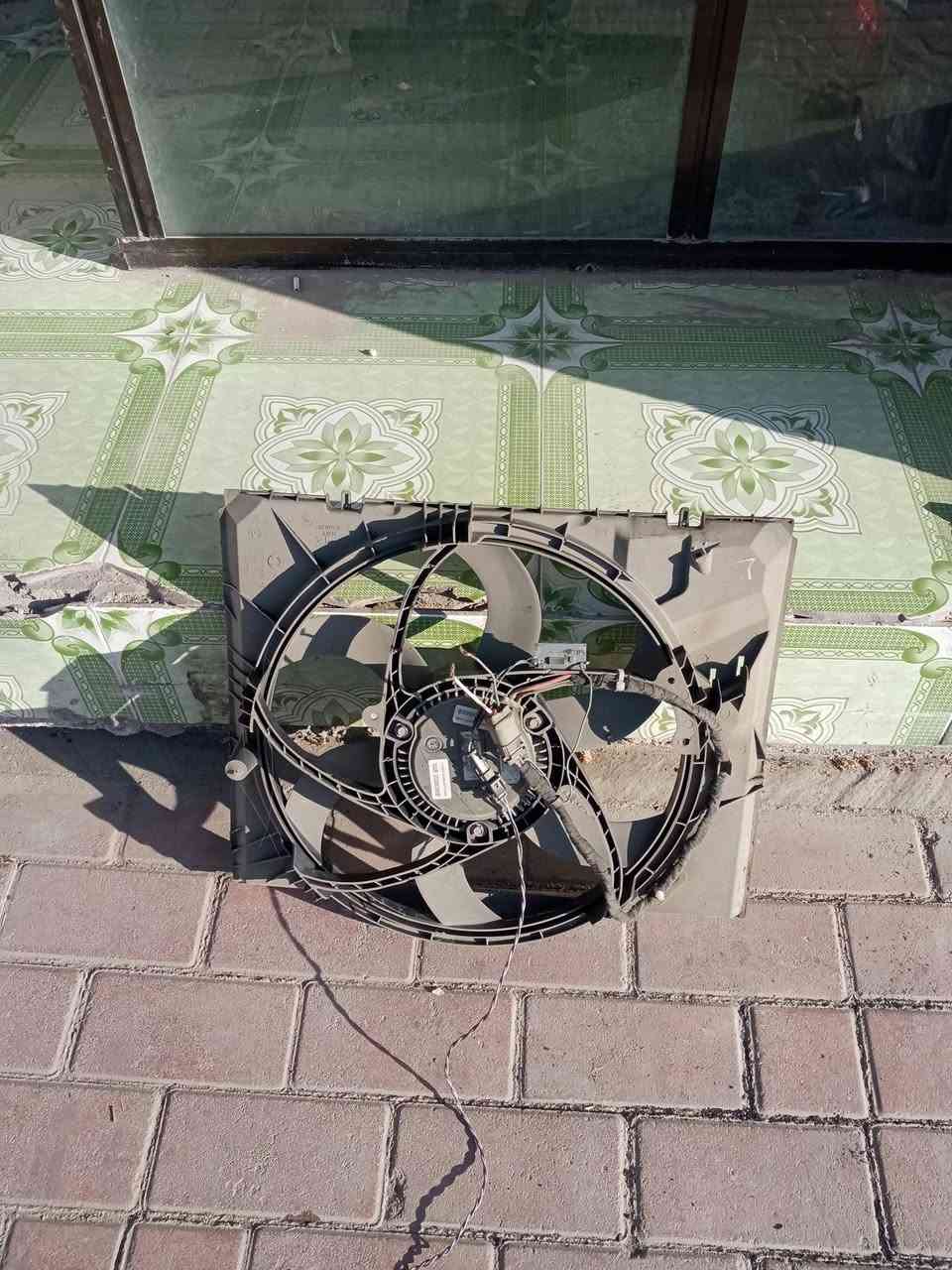 السلام عليكم
من رخصة الادمن
مروحة BMWعاصفة ام العقل جيب وشد بدون تحوير 
مكاني الرمادي
الإتصال
***********
