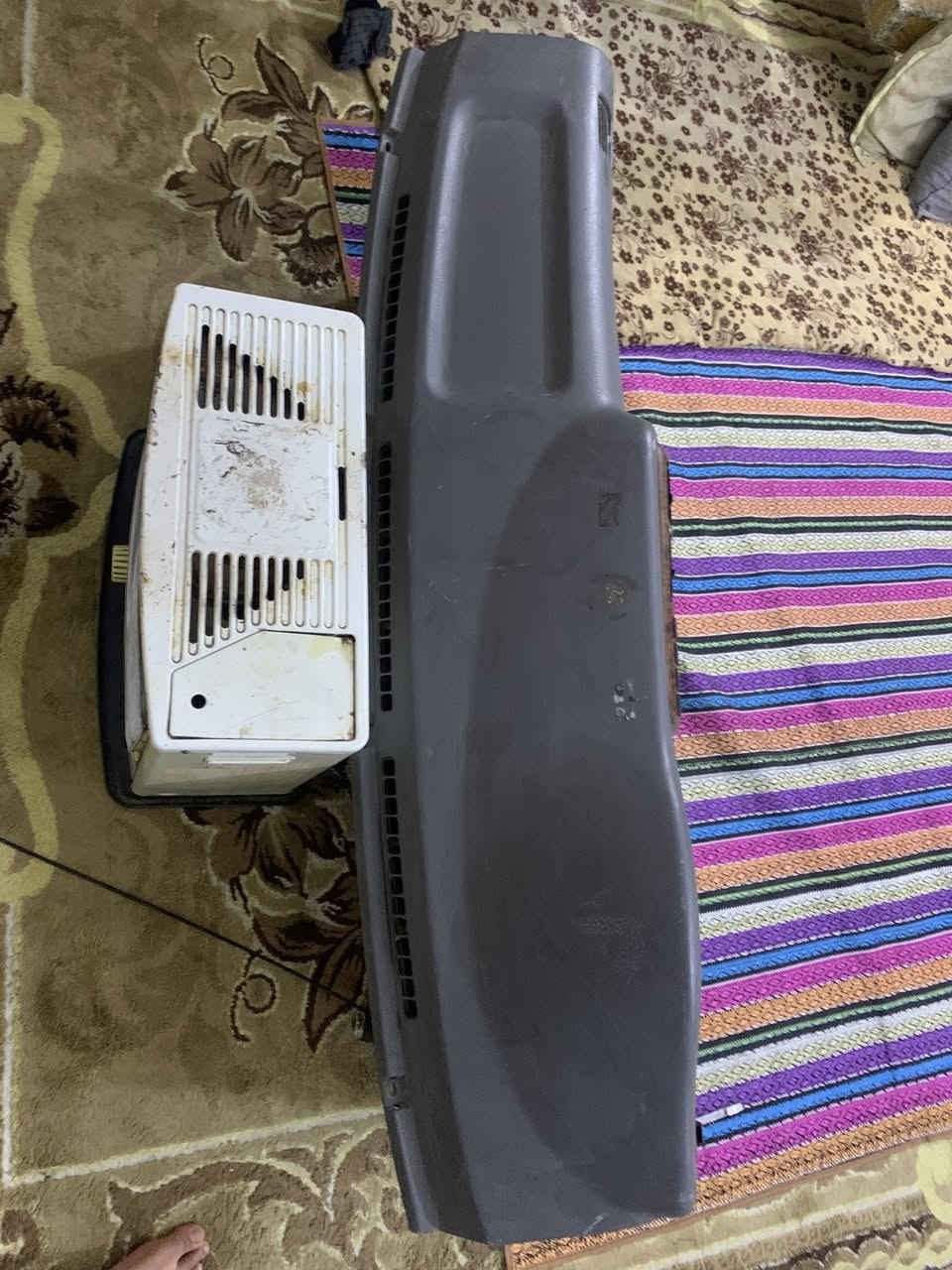 سلام عليكم دشبول مال ام عيون العدد4 مال حاويه
السعرر 100 الف 
رقم الهاتف***********
