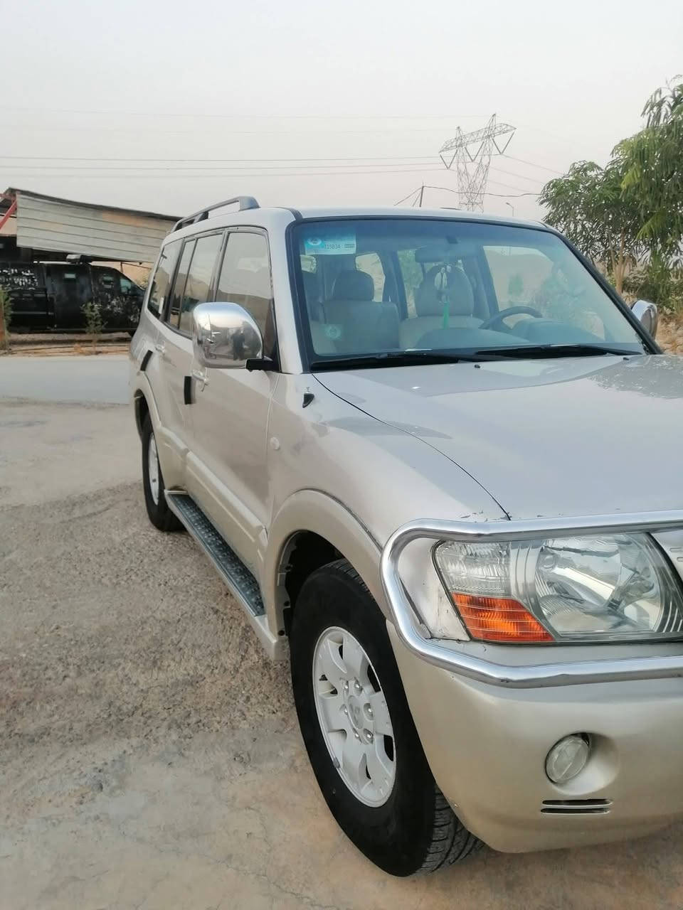 يالله يالله للبيع باجيرو بغداد 2007 بسمي رقم انكليزي كفاله عامه ماعده صبغ الدعاميات السونار مرفق مع الصور السعر المطلوب 110وبيها مجال الشراي يتصل مكان السيارة بغداد مدينة الصدر تليفوني ***********
