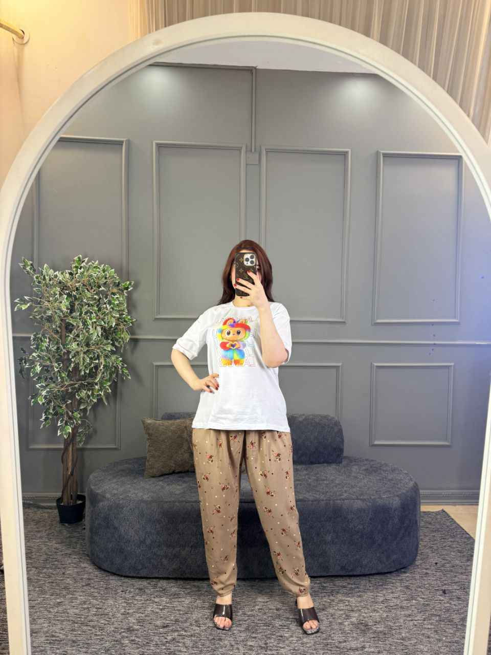 تراك  نسائي  

خامة التشيرت فانيل زبدة البجامة كريشة   شرط الفحص

فري سايز  لحد ٩٠ كيلو

الدرزن 72 الف

سعر القطعة مفرد 15 الف

توصيل جميع المحافظات 5 الاف كركوك, العراق


**إذا كنت صاحب هذا الإعلان وتريد حذفه لأي سبب، رجاءا أرسل رسالة إلى الدعم الفني**