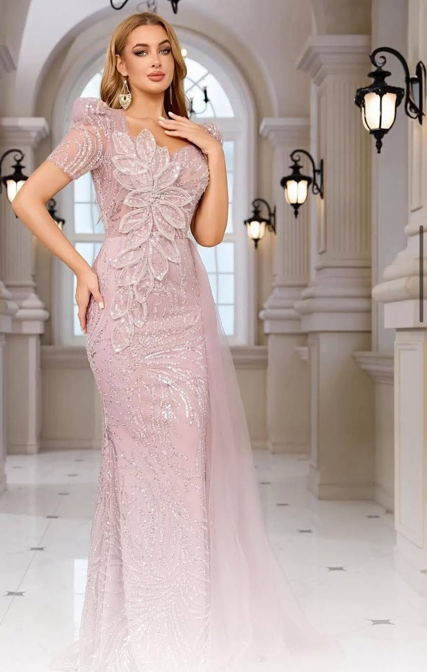 لون ناعم ومميز مناسب للمناسبات والأعراس والسهرات 🌸
غير مستخدم
💰 السعر: 150
📏 القياس: XL / XXL/L
يلبس أوزان:  / 40 / 42
👌 بحالة ممتازة ومجال بسيط بالسعر موجود توصيل لكل العراق


**إذا كنت صاحب هذا الإعلان وتريد حذفه لأي سبب، رجاءا أرسل رسالة إلى الدعم الفني**