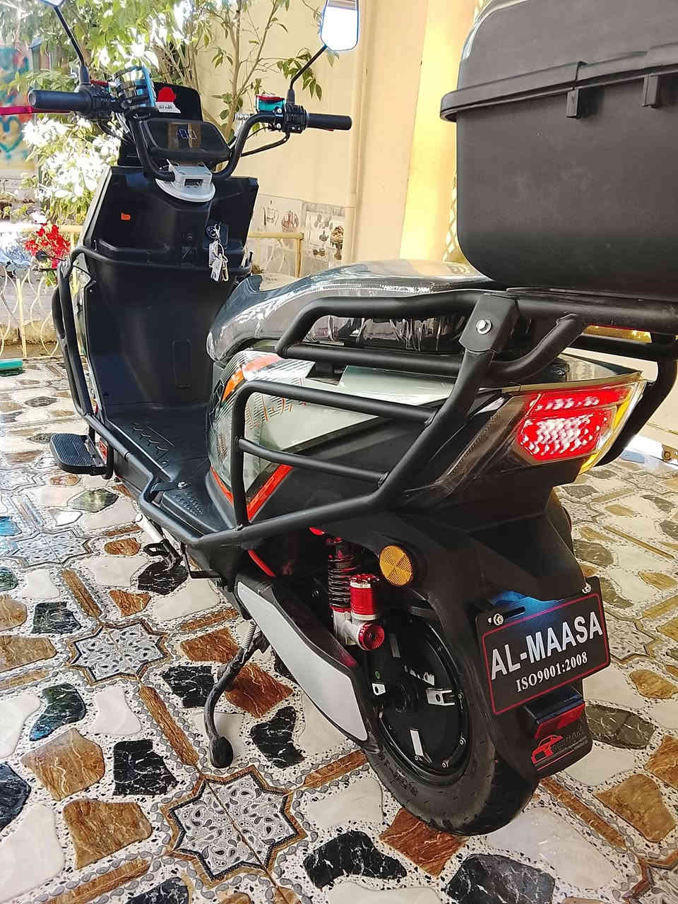 السلام عليكم
بايسكل شحن  الماسه 
مستخدم أقل من شهر  بعده حيل جديد 
زنون  عالي ناصي
جنطه . خوذه  
السعر 800 وبي مجال  
مكان  الخمسه كيلو  
رقم ***********
