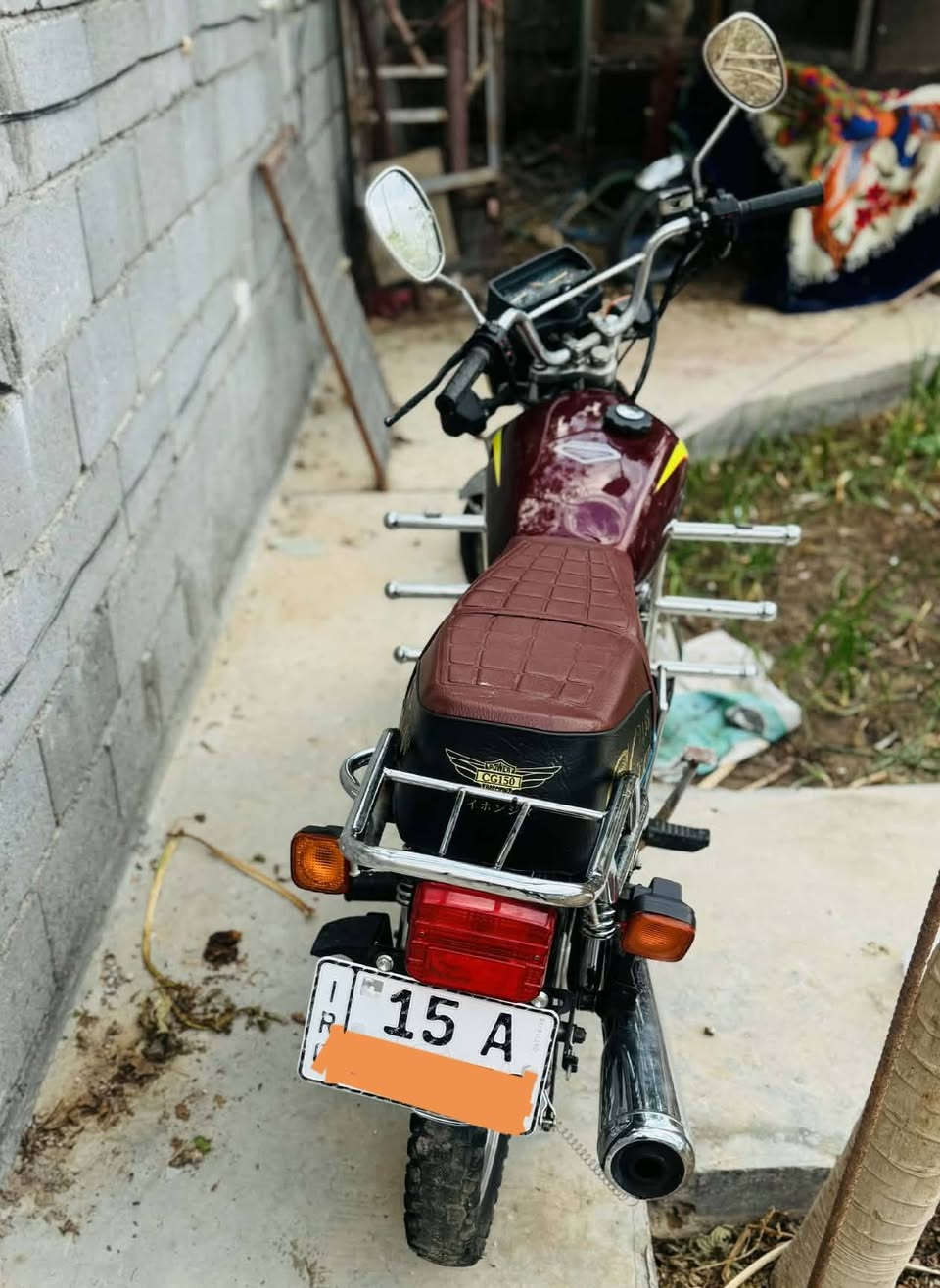 #للبيــع
ايراني موديل 22 مسجل كامل سنويه ولوحات اجنبي تحويل مباشر كامل مابي اي نقص...


**إذا كنت صاحب هذا الإعلان وتريد حذفه لأي سبب، رجاءا أرسل رسالة إلى الدعم الفني**